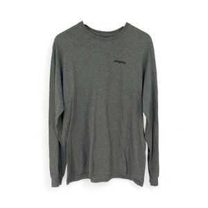 Patagonia Long-sleeve Shirt Men’s Size M Patagonia Pullover Logo On The Back